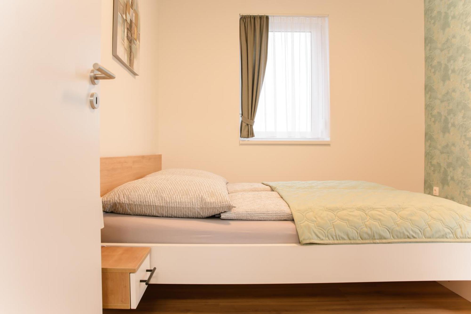 Eliza 2 Apartman Buk Bagian luar foto